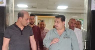 رئيس مدينة طهطا يتفقد مصابي حادث المنزل المنهار في المستشفى العام ويتابع الأوضاع الصحية