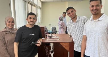 روبوت جراحي بتصميم مصري.. طلاب هندسة الإسكندرية يخطون نحو مستقبل الطب بالصور