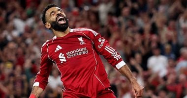 صلاح يصبح أول لاعب في تاريخ الدوري الإنجليزي يسجل 10 أهداف في الجولة الأولى