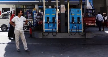 ضبط مسؤولي محطتي وقود بتهمة تهريب 12 ألف لتر سولار مدعم في البحيرة