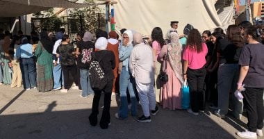 طلاب الثانوية العامة في الدور الثاني يؤدون امتحانات الأحياء والإحصاء والرياضيات