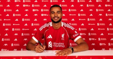 ليفربول يعلن تجديد عقد اللاعب الهولندي كودي جاكبو بشكل رسمي