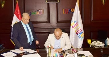 محافظ الأقصر يقرر قبول جميع طلبات الزيادة فوق الكثافة في المدارس الخاصة