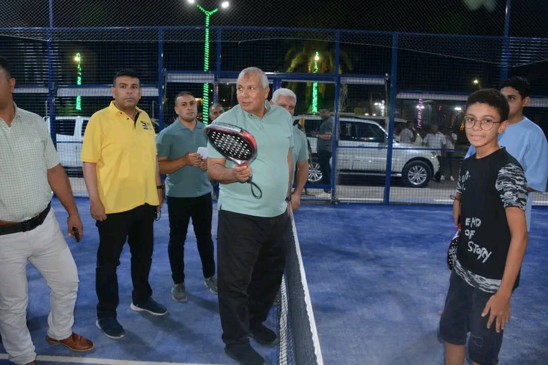 محافظ الوادى الجديد يتابع نشاط فريق رياضة البادل ويوجه بدعمه