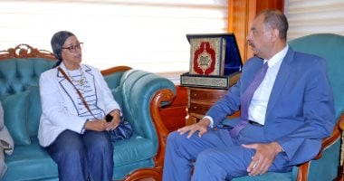 محافظ سوهاج يستقبل رئيس معهد تكنولوجيا المعلومات لبحث تعزيز توظيف الشباب في سوق العمل