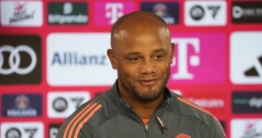 مدرب بايرن ميونيخ يؤكد ترشيح الفريق للفوز بكأس ألمانيا ويشدد على أهمية الحذر قبل مواجهة فيهين
