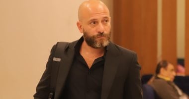 وائل رياض شيتوس مدرب منتخب مصر 2007 يحتفل بعيد ميلاده الثالث والأربعين