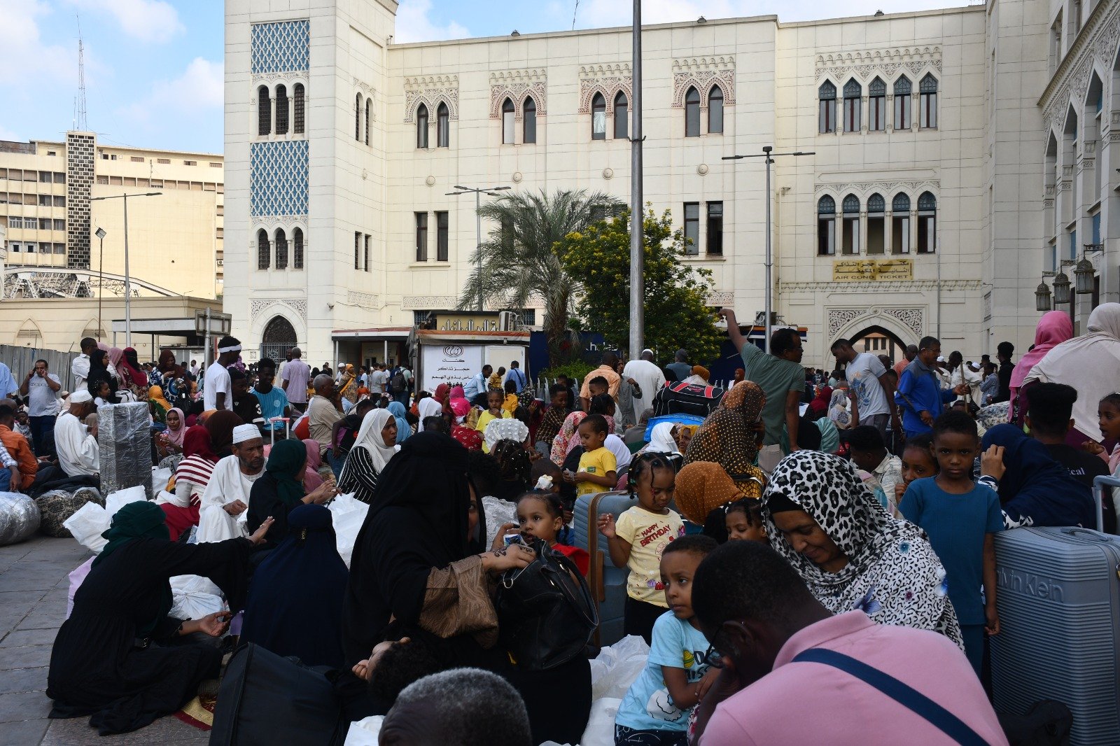 قطار العودة الطوعية للسودانيين قطار العودة الطوعية للسودانيين