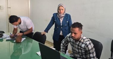 وزير العمل يعلن بدء اختبارات المرشحين للعمل في المجالات الزراعية بالأردن