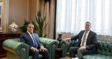 وزيرا الإنتاج الحربي والبترول يناقشان سبل تعزيز التعاون المشترك بين القطاعين