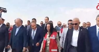 وصول بدر عبد العاطي ورئيس وزراء فلسطين على رأس وفد رفيع المستوى إلى معبر رفح