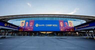 وفد من الاتحاد الأوروبي لكرة القدم يزور ملعب كامب نو لتقييم استعدادات برشلونة لدوري أبطال أوروبا