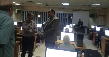 وكيل تعليم كفر الشيخ يتفقد اختبارات الالتحاق بمدرسة المتفوقين للعلوم والتكنولوجيا