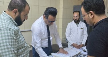 وكيل صحة سوهاج يحيل طبيبا وممرضا بمستشفى طما المركزي للتحقيق بسبب مخالفات مهنية