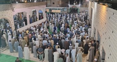 تشييع جثمان الشيخ أحمد الجيلاني عقب وفاته إثر أزمة صحية مفاجئة – صور