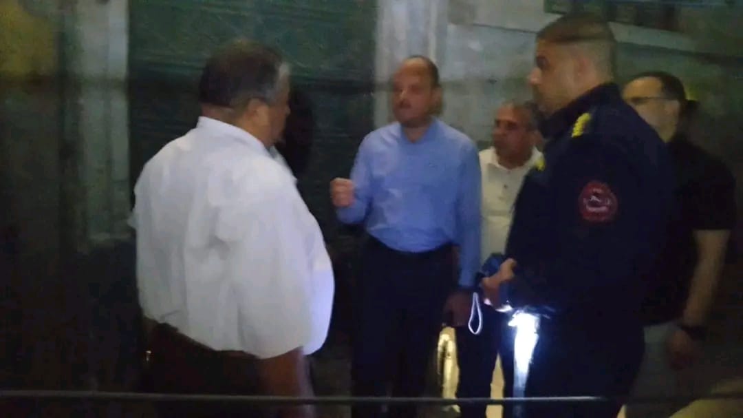 كردون أمني حول الموقع كردون أمني حول الموقع