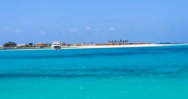 أجمل شواطئ مصر في مطروح والساحل الشمالي: دليلك المثالي قبل انتهاء الصيف بالصور
