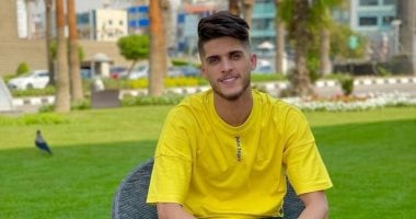 أحمد الشيخ صانع ألعاب الأهلي السابق يحتفل بعيد ميلاده الثالث والثلاثين