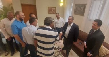 اجتماع تنسيقي مع ممثلي الجالية المصرية في بوركينا فاسو لتنظيم حضور مباراة الغد
