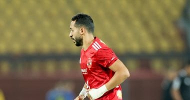 الأهلي يتفقد حالة كريم فؤاد قبل المباراة الودية مع منتخب تونس المحلي