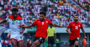 التسلل يحرم منتخب مصر من هدف التقدم في مواجهة بوركينا فاسو
