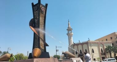 حملة نظافة شاملة في محيط مستشفى الكرنك وميدان الملك عبد الله بمدينة الأقصر