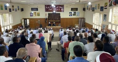رئيس إدارة كفر الشيخ الأزهرية يناقش استعدادات العام الدراسي الجديد ويطلع على الخطط التنفيذية