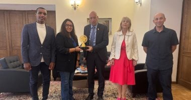 زيارة رئيس اتحاد الخماسي الحديث ورئيسة الاتحاد الأوروبي للسفارة المصرية في روسيا