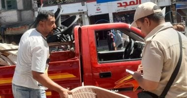 ضبط 90 مخالفة متنوعة خلال حملة أمنية لشرطة المرافق بحي غرب سوهاج