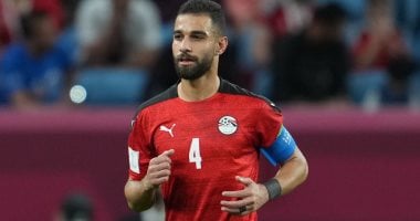 عمرو السولية يرتدي شارة قيادة منتخب مصر في كأس العرب 2023