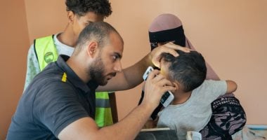 قافلة طبية مجانية في قرية بيت داود بسوهاج تقدم خدماتها لـ 970 مريضًا