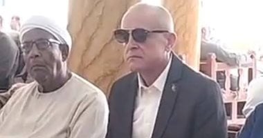 محافظ الأقصر يعزي أبناء الساحة الجيلانية في وفاة الشيخ أحمد الجيلاني