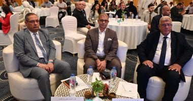 محافظ جنوب سيناء يؤكد أن مشروع الهيدروجين الأخضر يمثل نقلة نوعية لمستقبل الطاقة في مصر