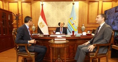 محافظ كفر الشيخ يؤكد على دور وحدة الجيومكانية والتحول الرقمي في تعزيز كفاءة العمل الحكومي