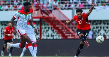 مصر تُضيع فرصة حسم التأهل أمام بوركينا فاسو وإصابة عمر مرموش تشكل نقطة تحول في المباراة