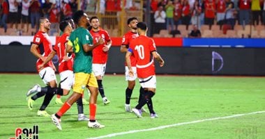 منتخب مصر يتصدر المجموعة ويقترب من التأهل إلى كأس العالم