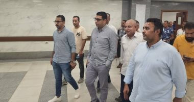 نائب محافظ الأقصر يتفقد مصابي حادث انقلاب أتوبيس بالظهير الصحراوي