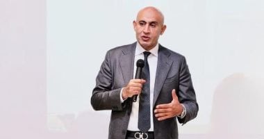 وزير التعليم يعلن إدراج مادة البرمجة والذكاء الاصطناعي لطلبة الصف الأول الثانوي