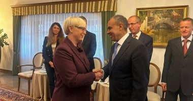 وزير الخارجية يناقش مع رئيسة سلوفينيا جهود مصر لتحقيق وقف إطلاق النار في غزة